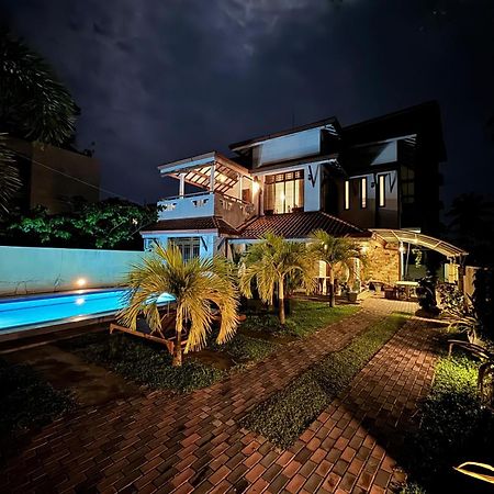 Grand Royal Villa Negombo Exterior foto